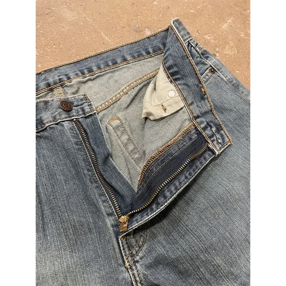 Levis 559 Jeans Mens 36x34 Blue Denim Relaxed Fit Straight Leg Zip Fly Waterless - Picture 6 of 16